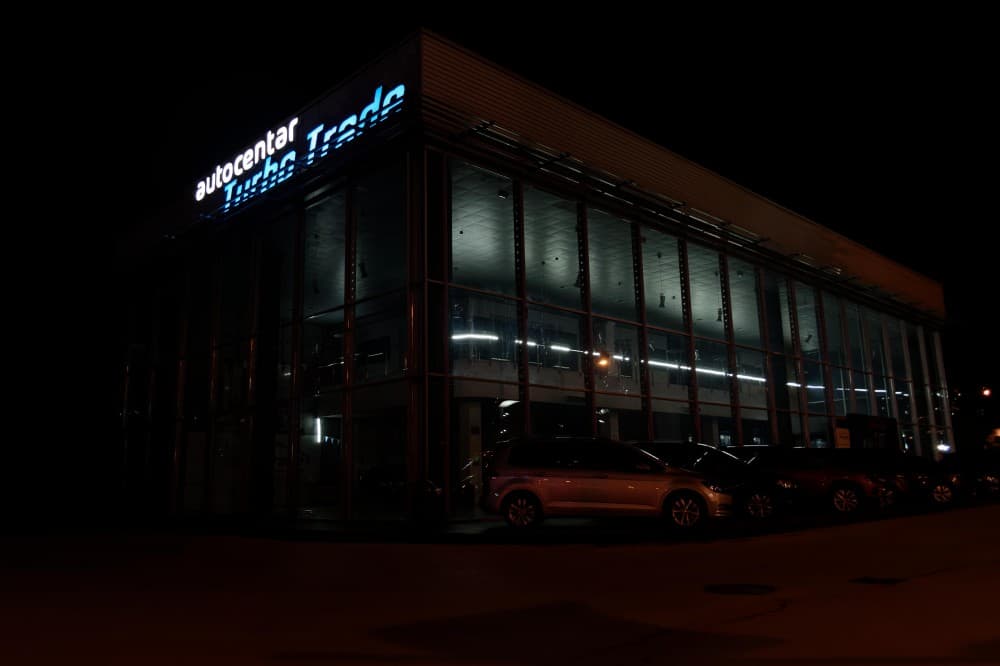 Turbo Trade at night
