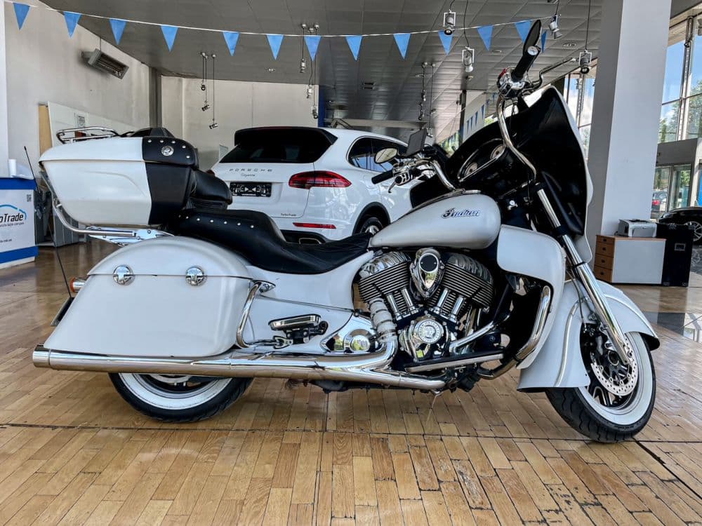 Indian Roadmaster 1800 ccm - 5