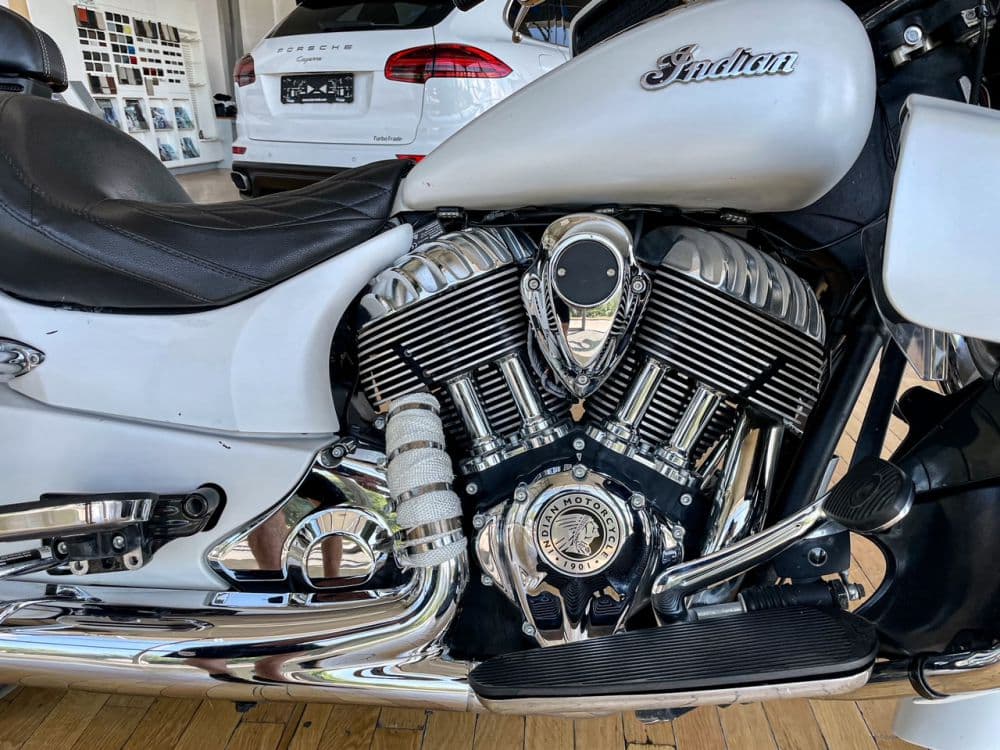 Indian Roadmaster 1800 ccm - 12