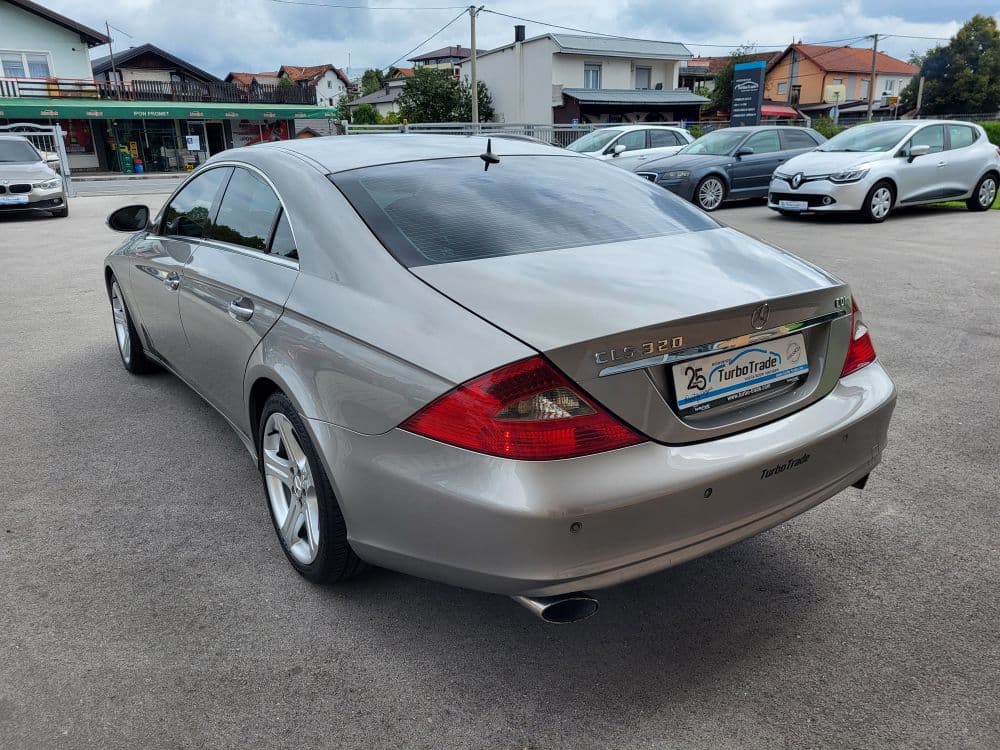 Mercedes-Benz CLS320 CDI - 6