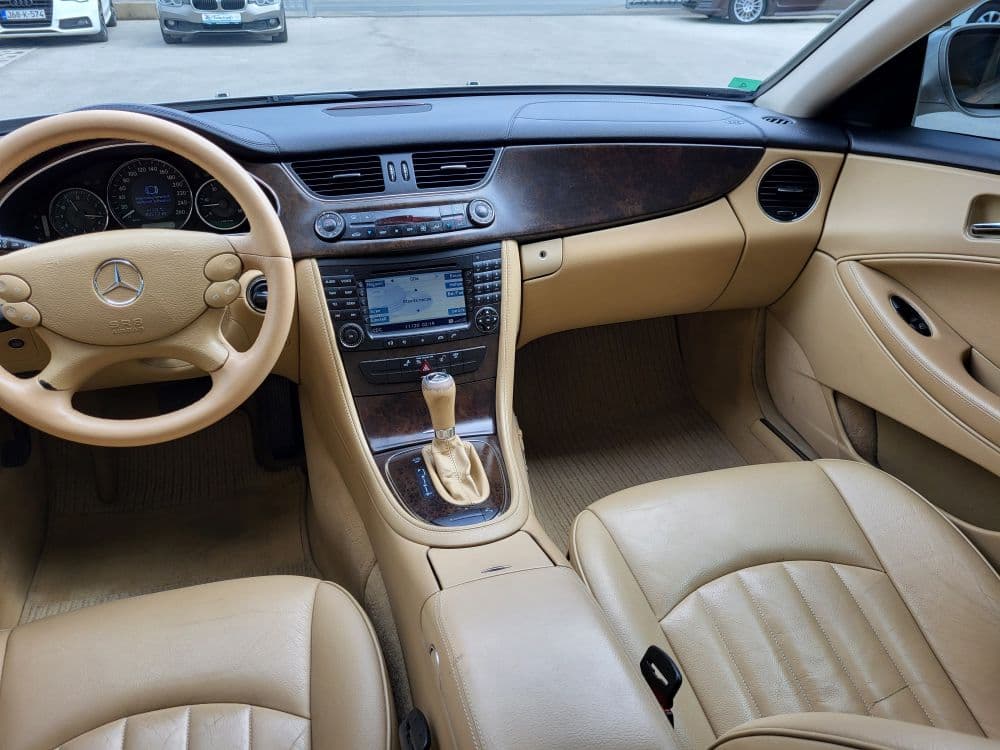 Mercedes-Benz CLS320 CDI - 11