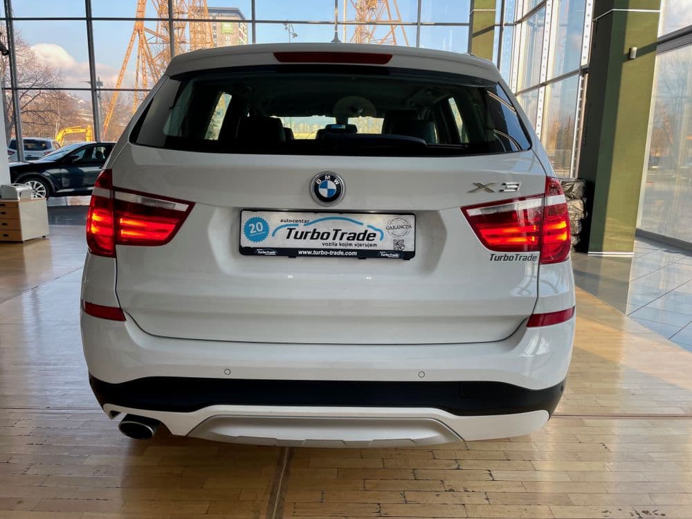 BMW X3 2.0 X-DRIVE - 9