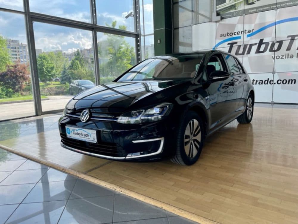 Volkswagen VII E-Golf Facelift - 3