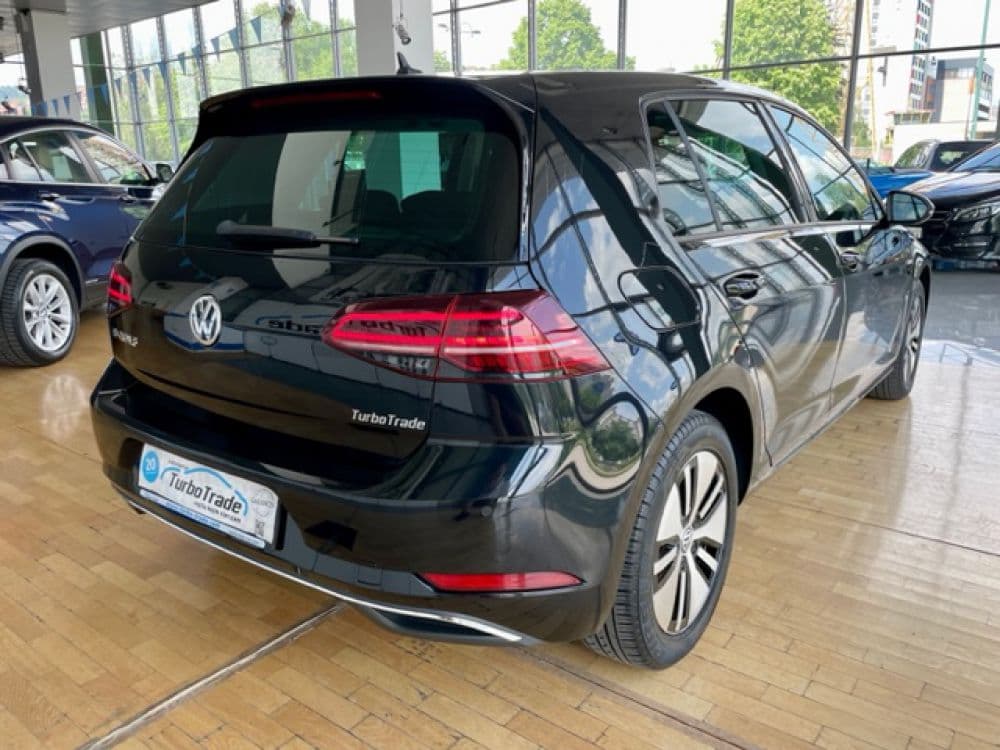 Volkswagen VII E-Golf Facelift - 8