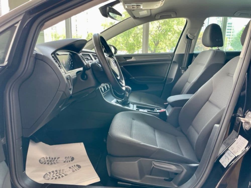 Volkswagen VII E-Golf Facelift - 10