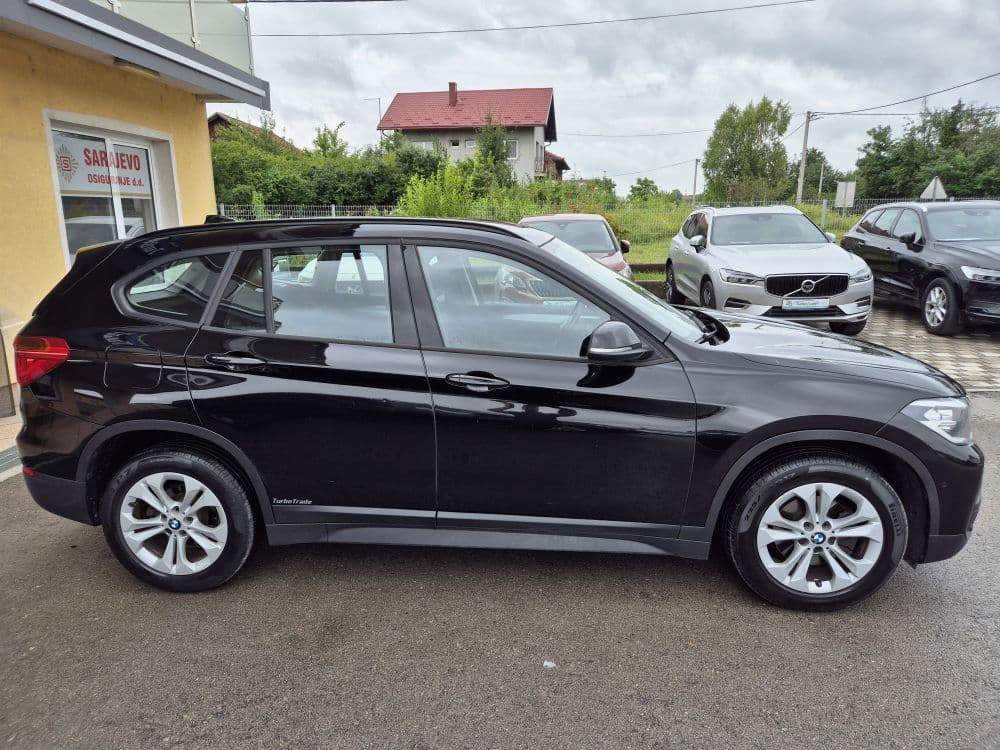 BMW X1 18D X-Drive - 5
