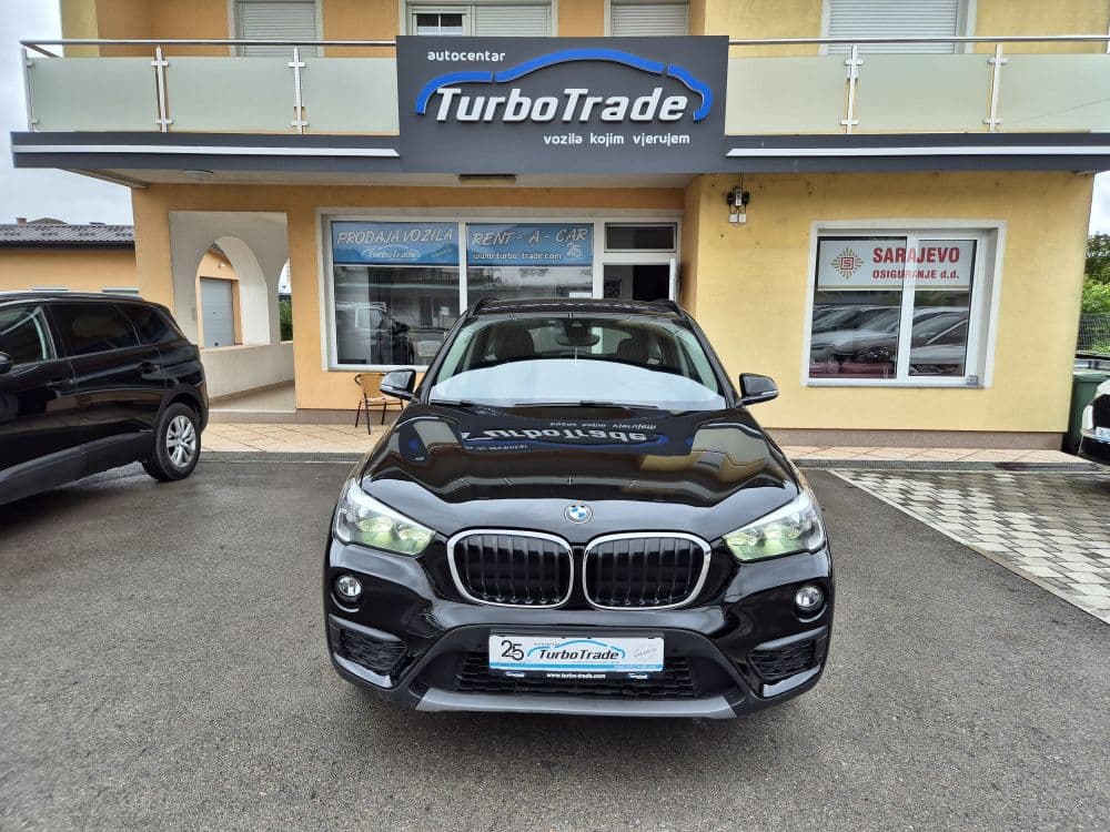 BMW X1 18D X-Drive - 2