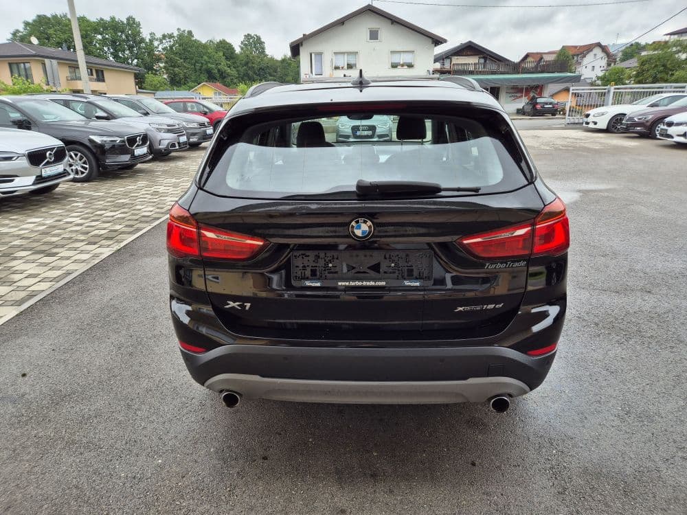 BMW X1 18D X-Drive - 7