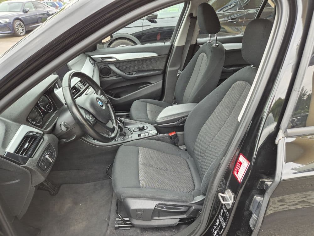 BMW X1 18D X-Drive - 9