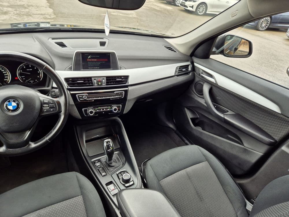 BMW X1 18D X-Drive - 11