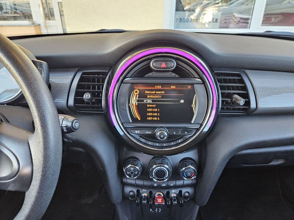 MINI COOPER D 1.5D - 12