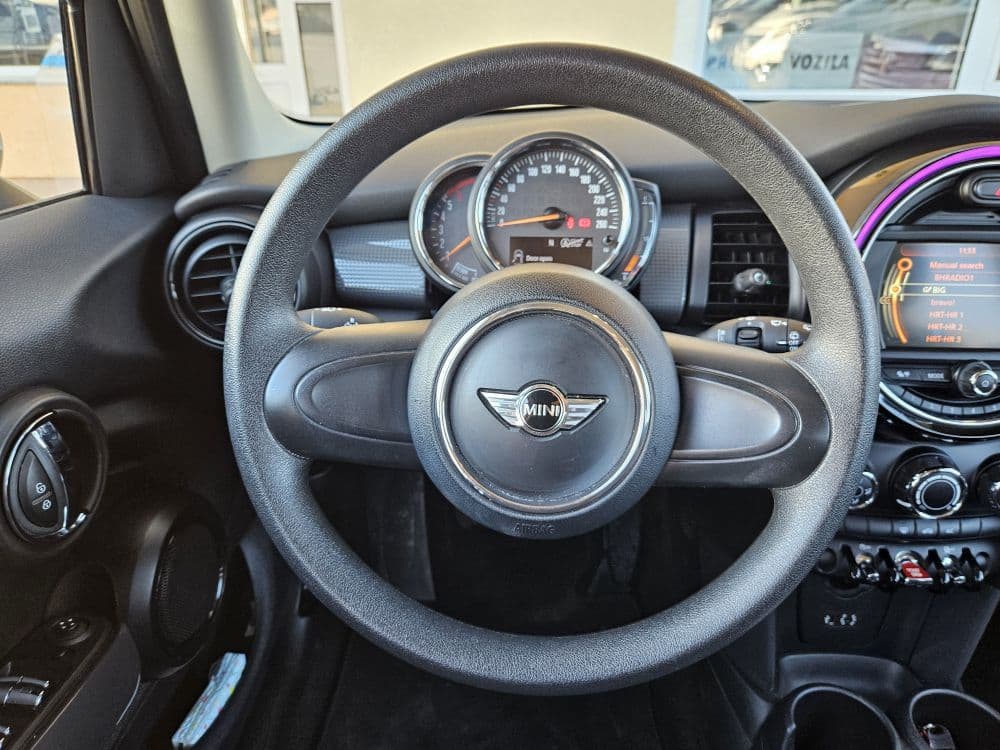 MINI COOPER D 1.5D - 14