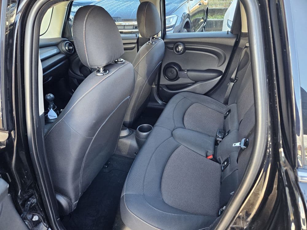 MINI COOPER D 1.5D - 21