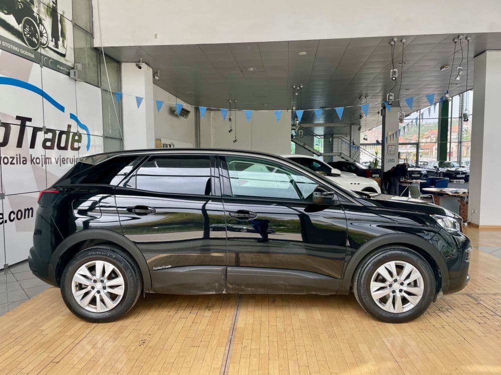 PEUGEOT 3008 1.2 BUSINESS PURETECH - 7