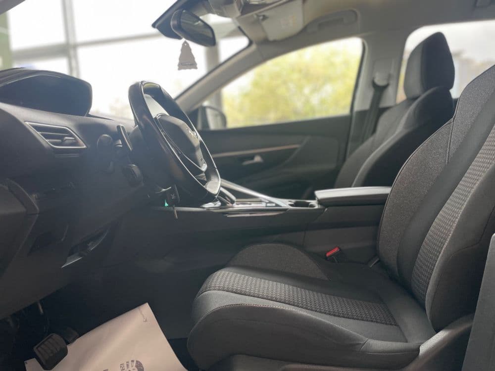 PEUGEOT 3008 1.2 BUSINESS PURETECH - 9