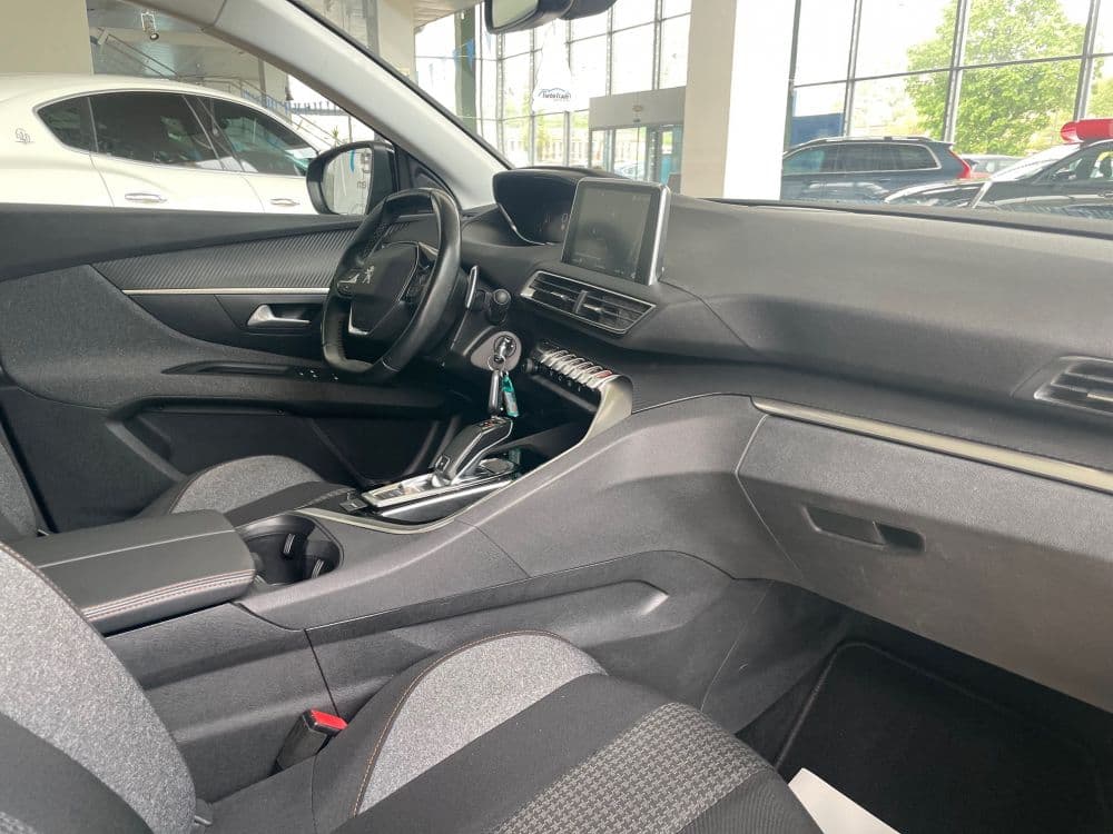 PEUGEOT 3008 1.2 BUSINESS PURETECH - 16