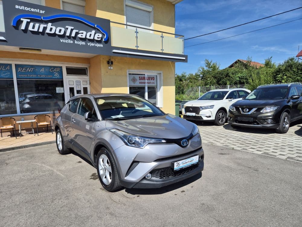 TOYOTA C-HR 1.8 E-CVT BUSINESS HYBRID