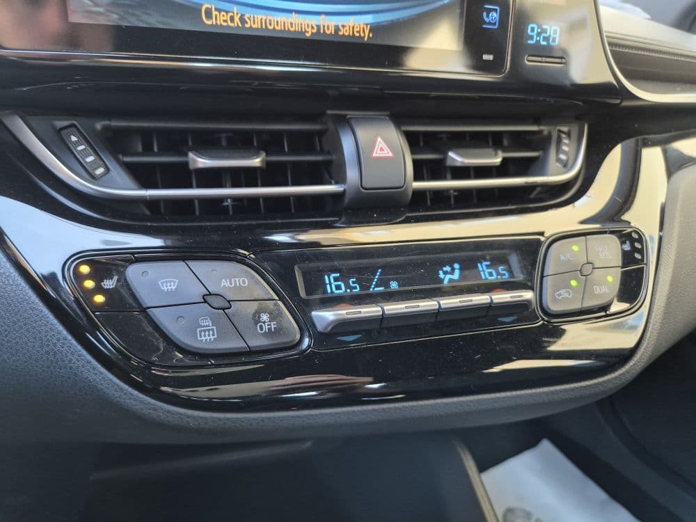 TOYOTA C-HR 1.8 E-CVT BUSINESS HYBRID - 15