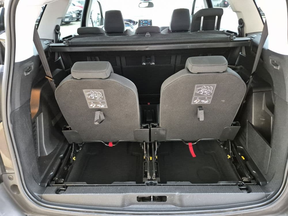 Peugeot 5008 1.2 Allure Business 7PL - 20