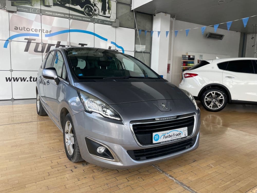 Peugeot 5008 1.6HDI 7PL