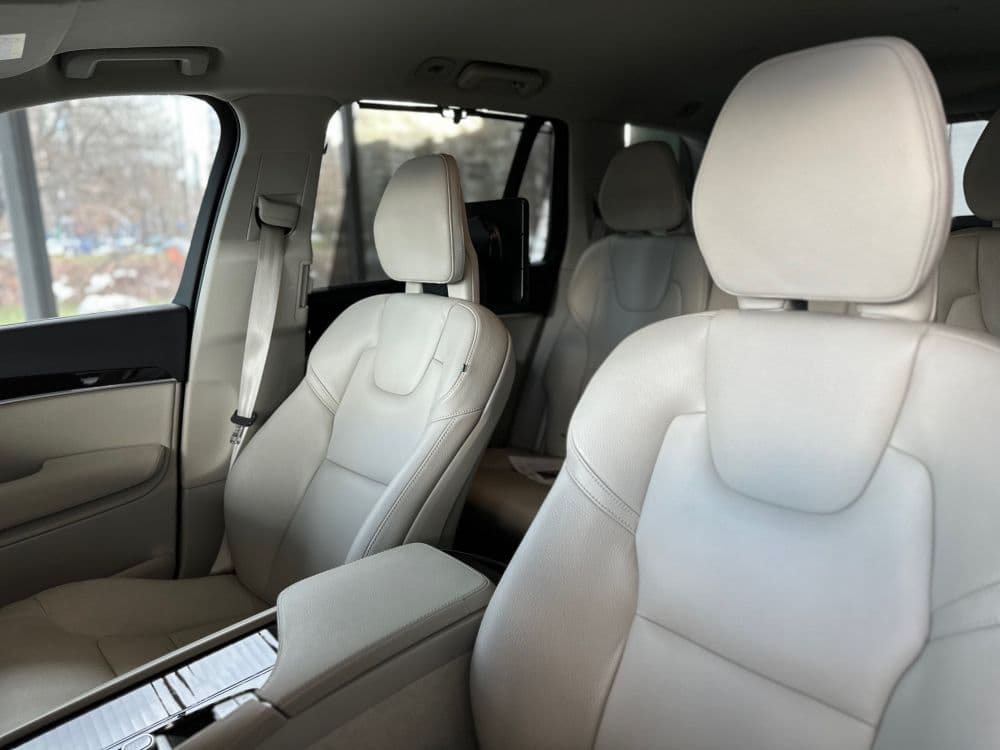 VOLVO XC90 2.0 D5 AWD MOMENTUM. - 11