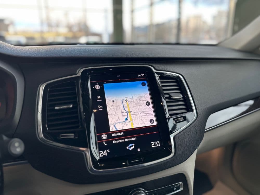 VOLVO XC90 2.0 D5 AWD MOMENTUM. - 13