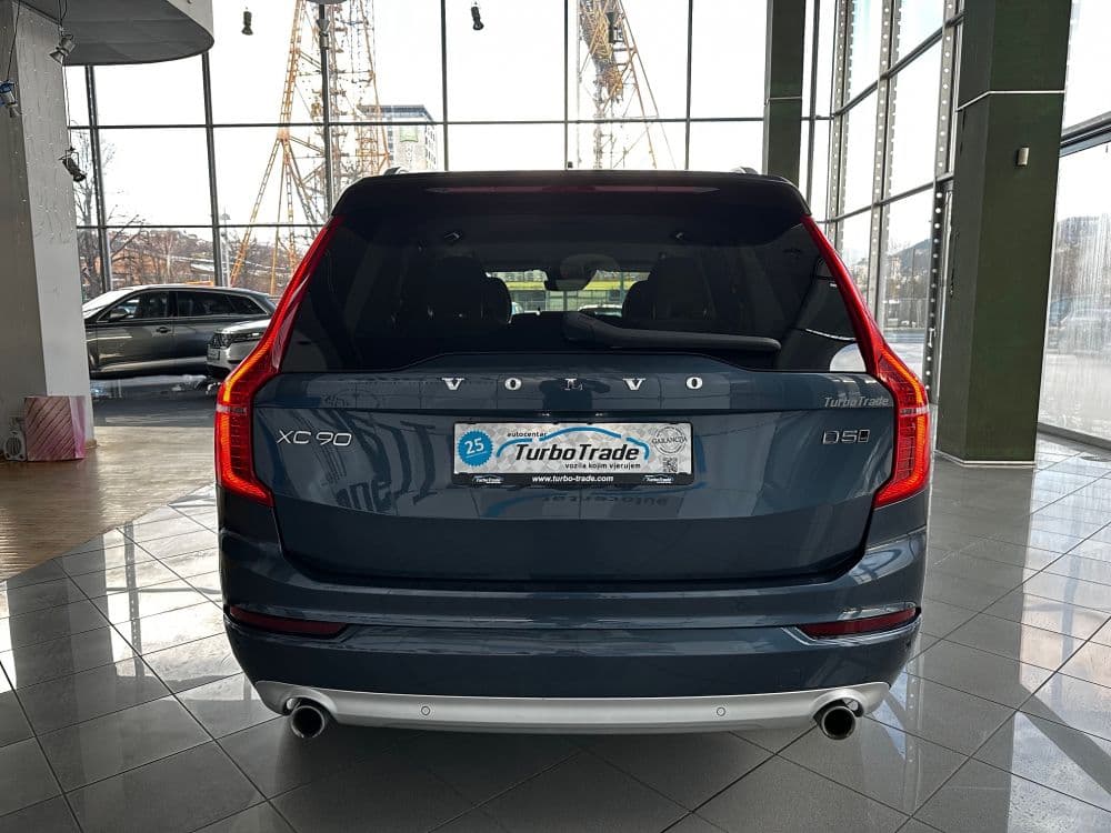 VOLVO XC90 2.0 D5 AWD MOMENTUM. - 7