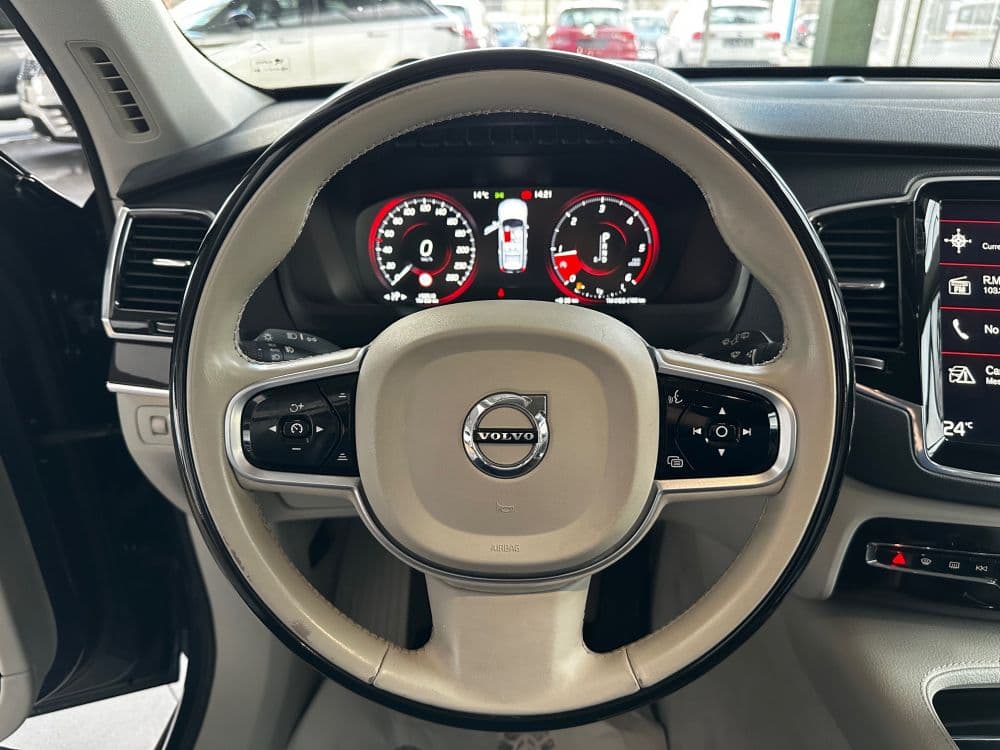 VOLVO XC90 2.0 D5 AWD MOMENTUM. - 12