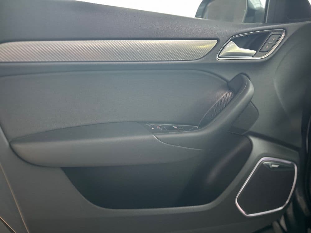 Audi Q3 1.4 TFSI S-tronic Business - 9