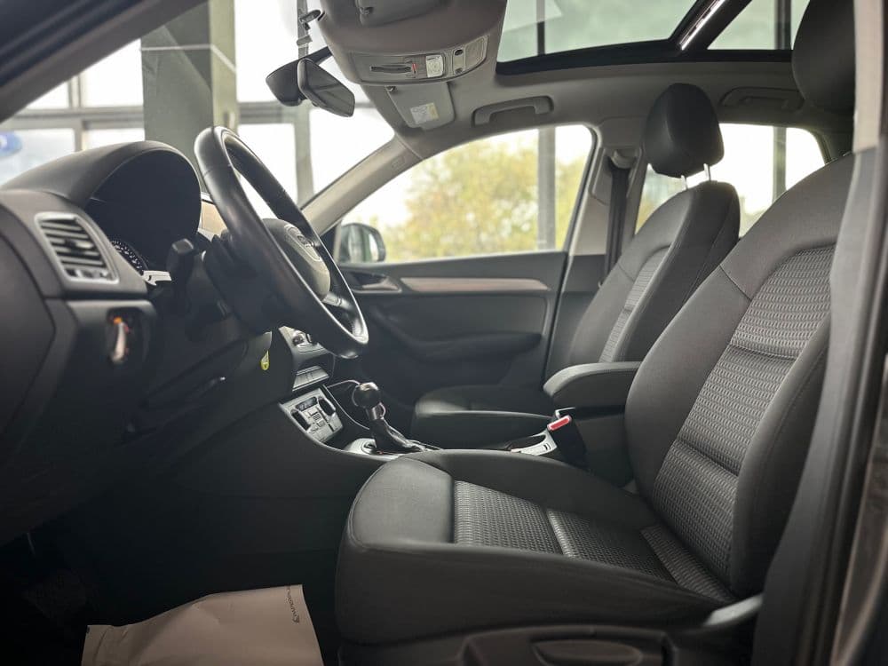 Audi Q3 1.4 TFSI S-tronic Business - 10