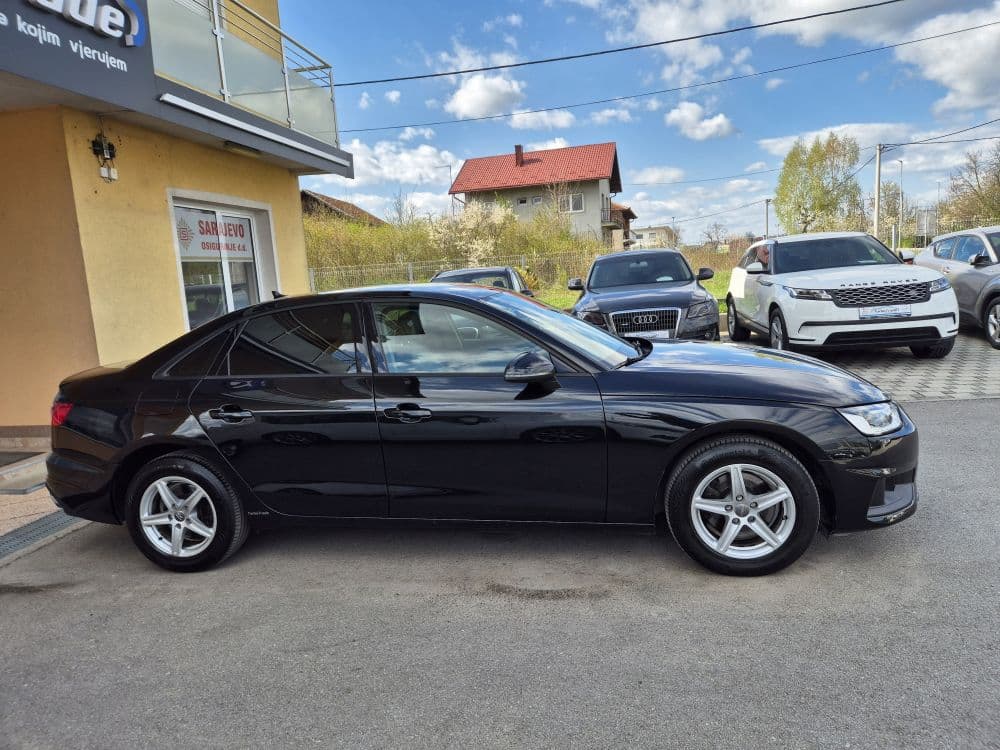 Audi A4 30TDI Business S-tronic - 5