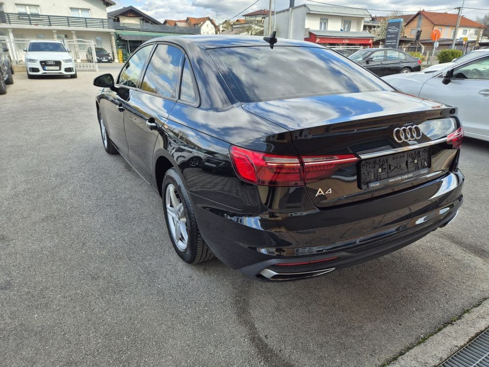 Audi A4 30TDI Business S-tronic - 6