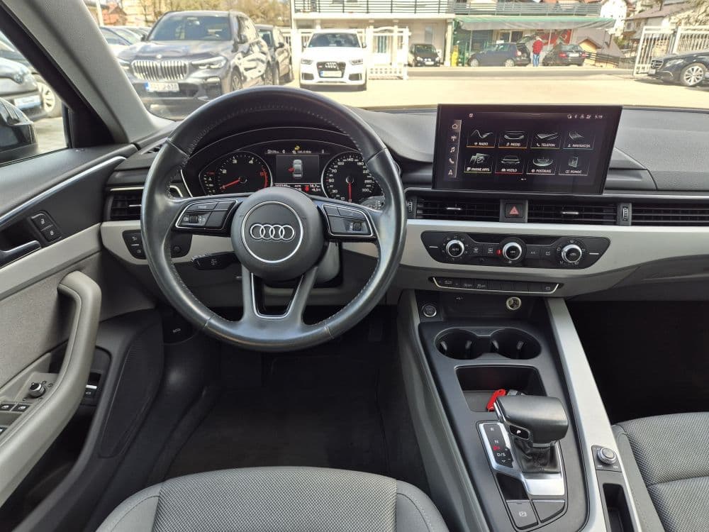 Audi A4 30TDI Business S-tronic - 12