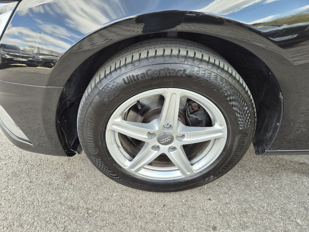 Audi A4 30TDI Business S-tronic - 9