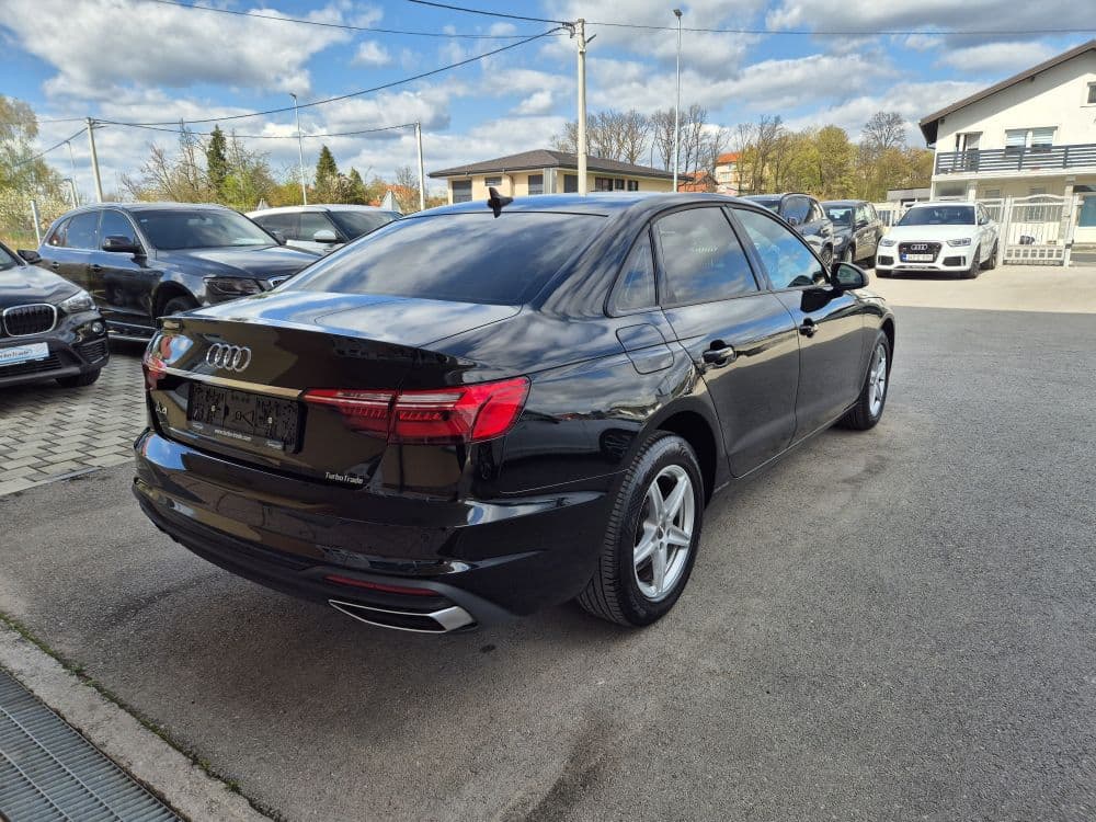 Audi A4 30TDI Business S-tronic - 8