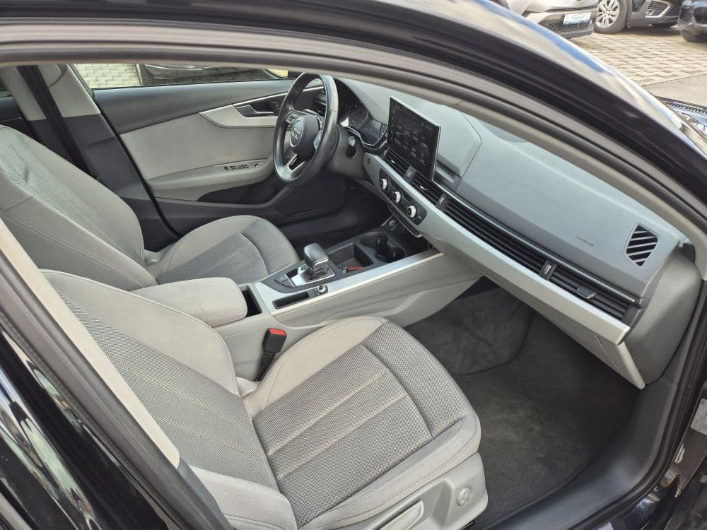 Audi A4 30TDI Business S-tronic - 18