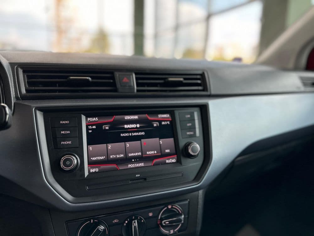 SEAT ARONA 1.0 TSI DSG - 13