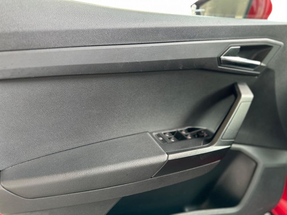 SEAT ARONA 1.0 TSI DSG - 9