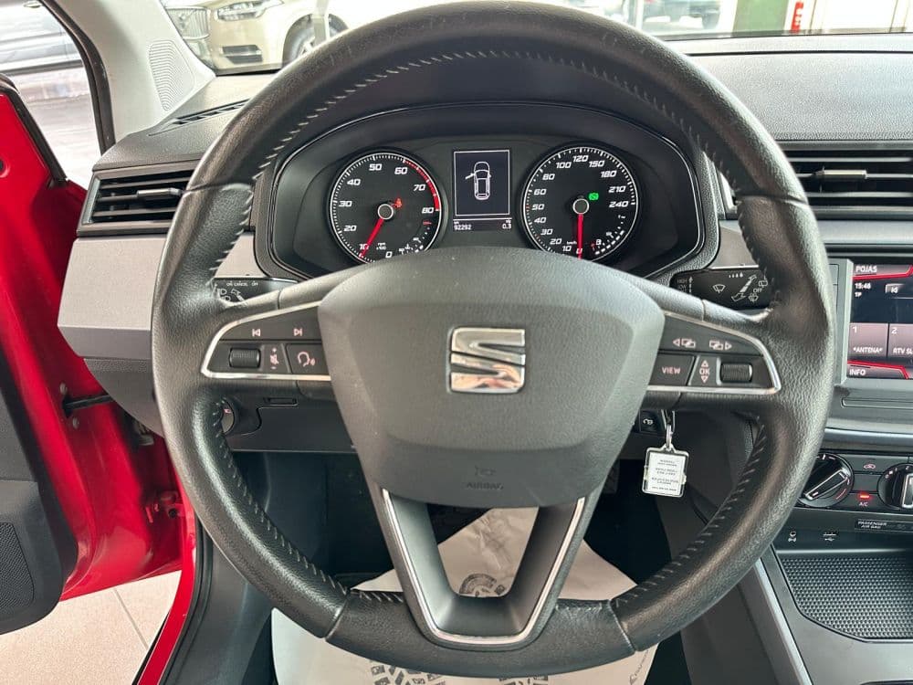 SEAT ARONA 1.0 TSI DSG - 12