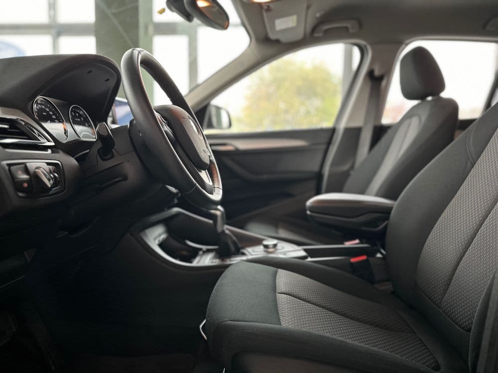 BMW X1 X-DRIVE 25E BUSINESS - 12