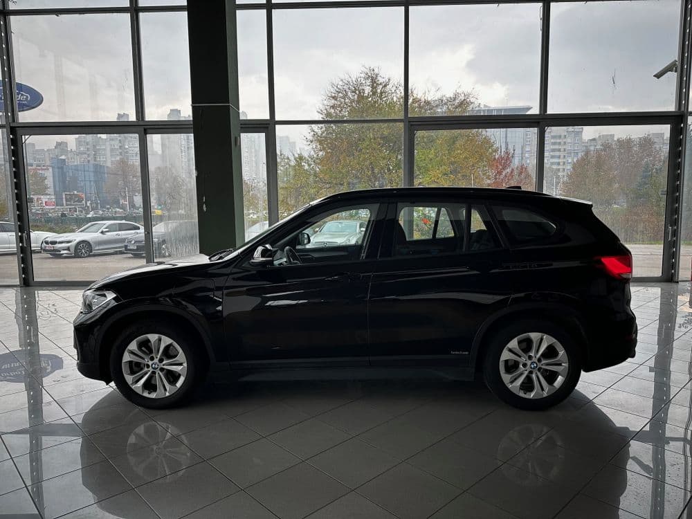 BMW X1 X-DRIVE 25E BUSINESS - 5