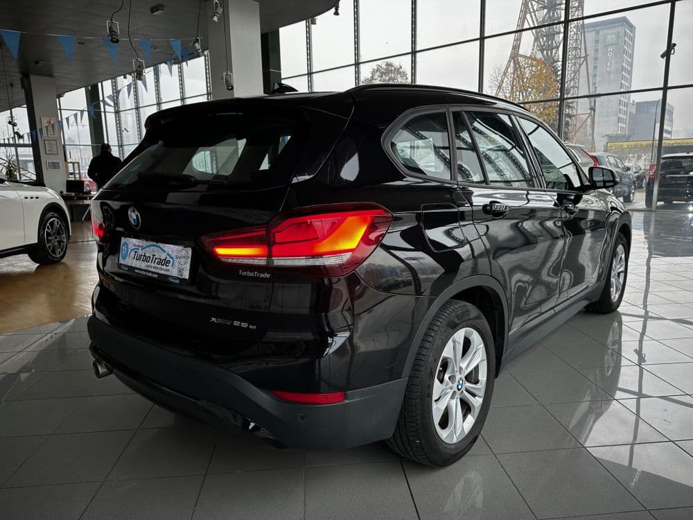 BMW X1 X-DRIVE 25E BUSINESS - 8