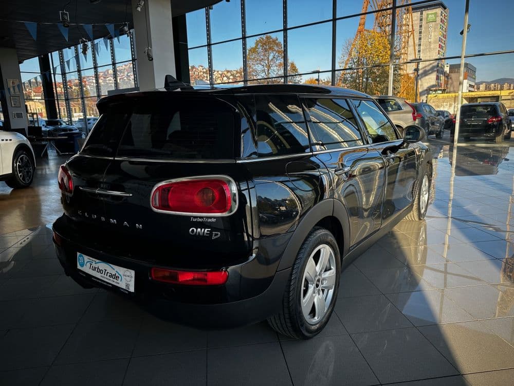 MINI CLUBMAN ONE 1.5 D - 8