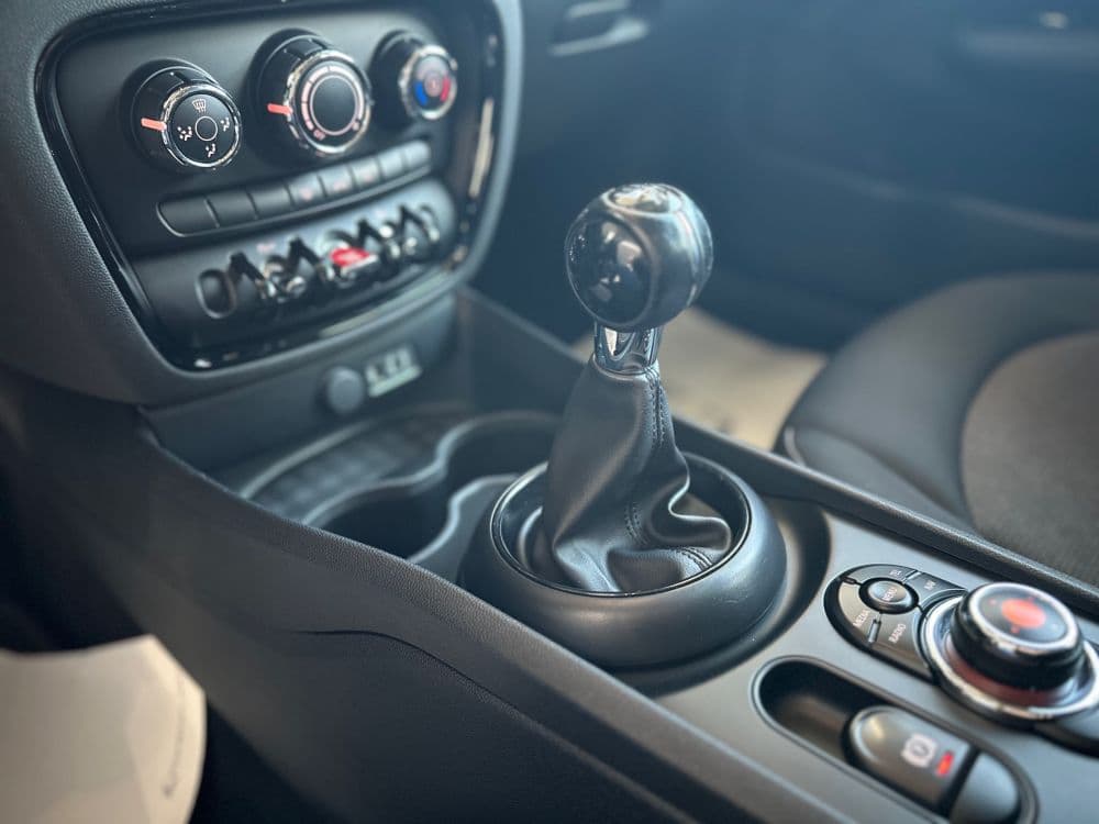 MINI CLUBMAN ONE 1.5 D - 16