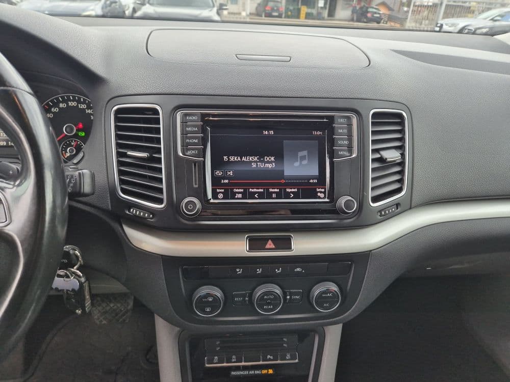 Seat Alhambra 2.0 TDI DSG - 11