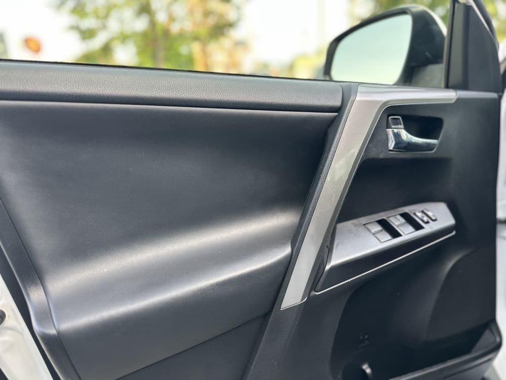 Toyota Rav4 2.0 D - 9