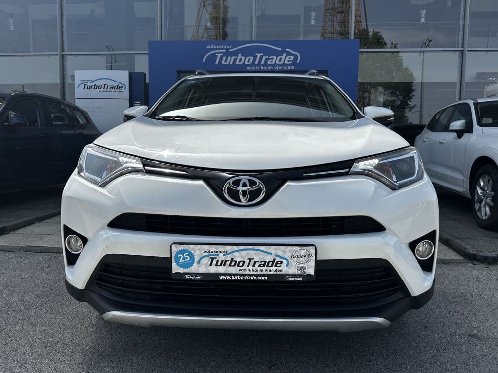 Toyota Rav4 2.0 D - 2