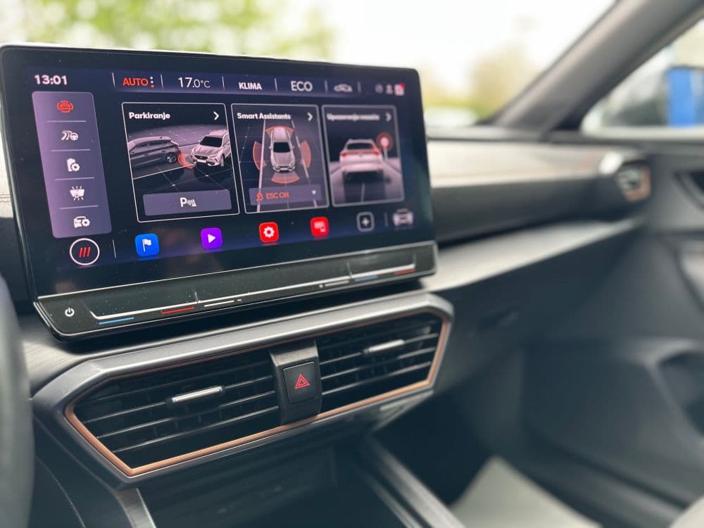 Cupra Formentor 1.4 e-HYBRID - 12