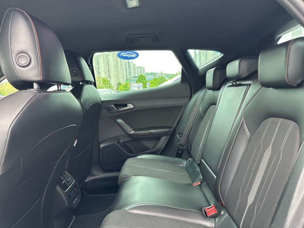 Cupra Formentor 1.4 e-HYBRID - 15