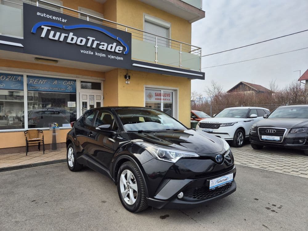 TOYOTA C-HR 1.8 E-CVT BUSINESS HYBRID